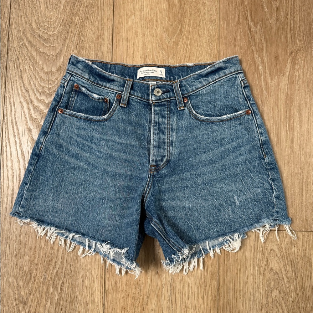 Abercrombie Curve Love 90s Baggy Short Low-Rise size 27
